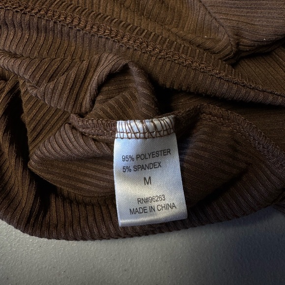 Ribbed Mock Neck Long Sleeve Top — Brown - Picture 4 of 4